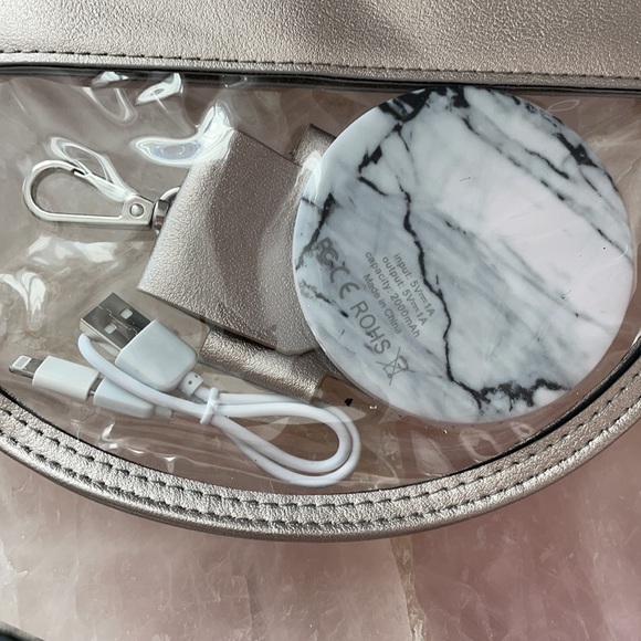 TECH POUCH - Picture 3 of 3